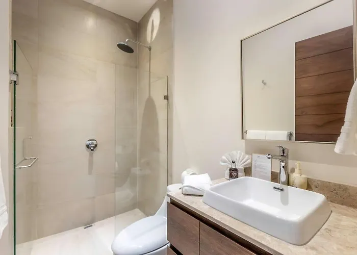 Сasa de vacaciones Stunning 2br Ocean Views & Gym Pool At Vista Vela Cabo San Lucas
