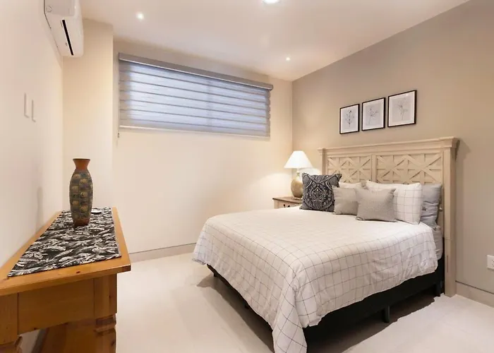 Сasa de vacaciones Stunning 2br Ocean Views & Gym Pool At Vista Vela *