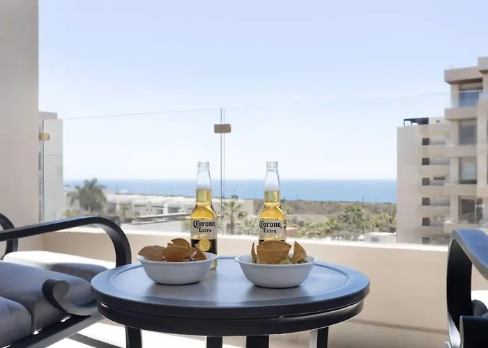 Stunning 2br Ocean Views & Gym Pool At Vista Vela Сasa de vacaciones