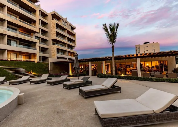 Сasa de vacaciones Stunning 2br Ocean Views & Gym Pool At Vista Vela *